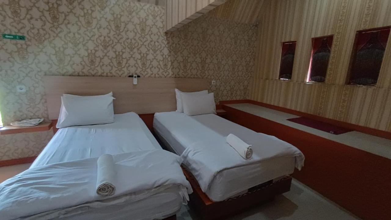 Hotel Manggasa 마칼레 외부 사진