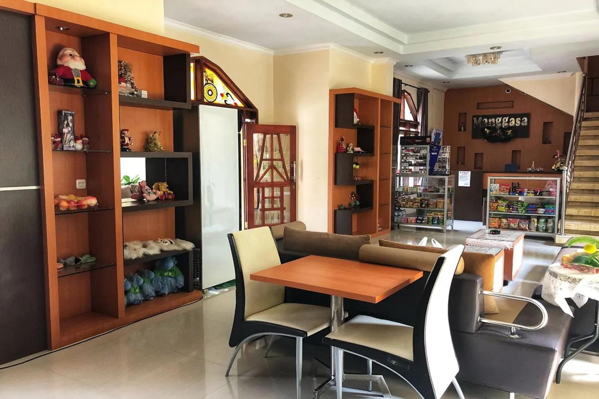 Hotel Manggasa 마칼레 외부 사진