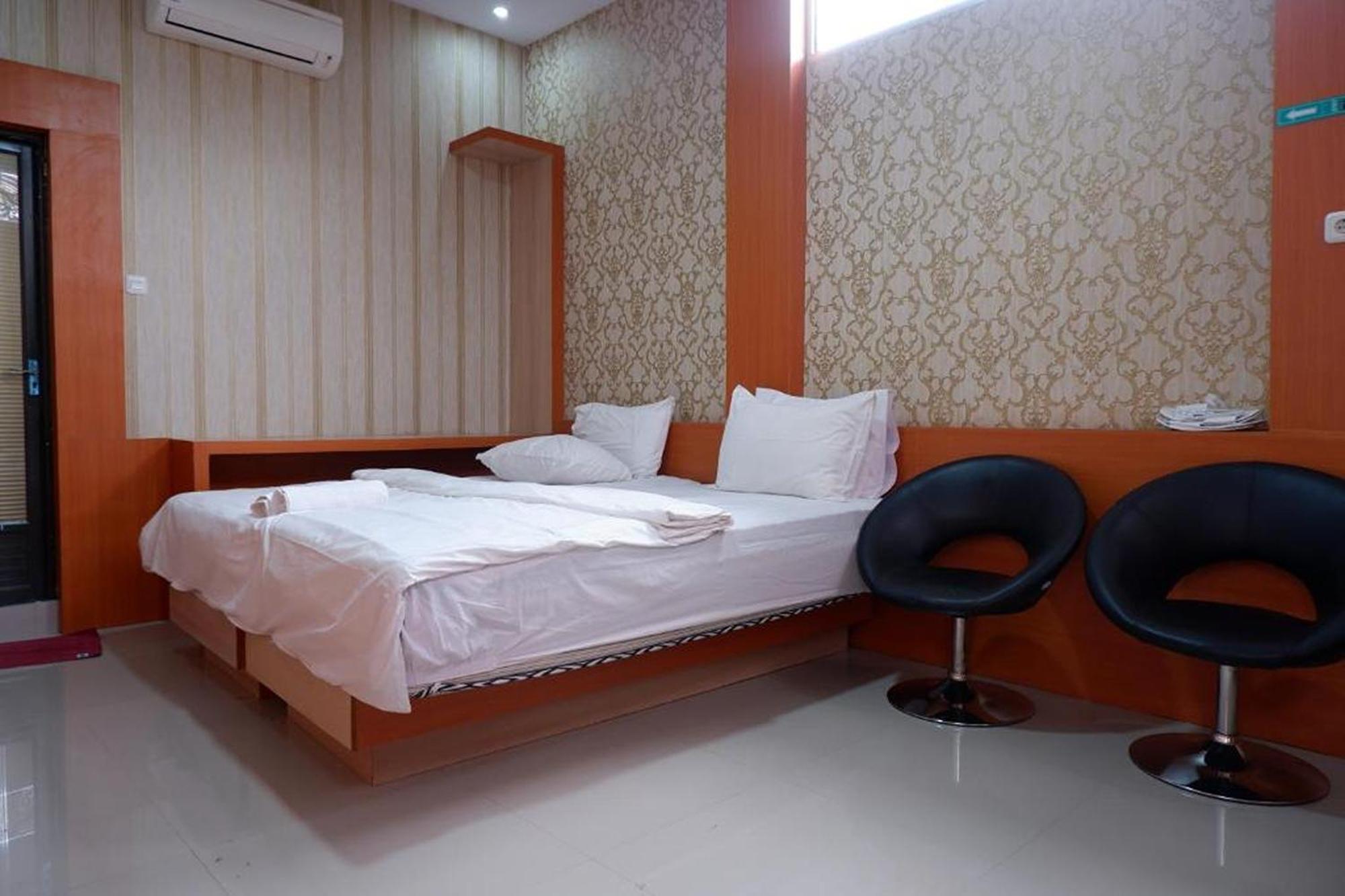 Hotel Manggasa 마칼레 외부 사진