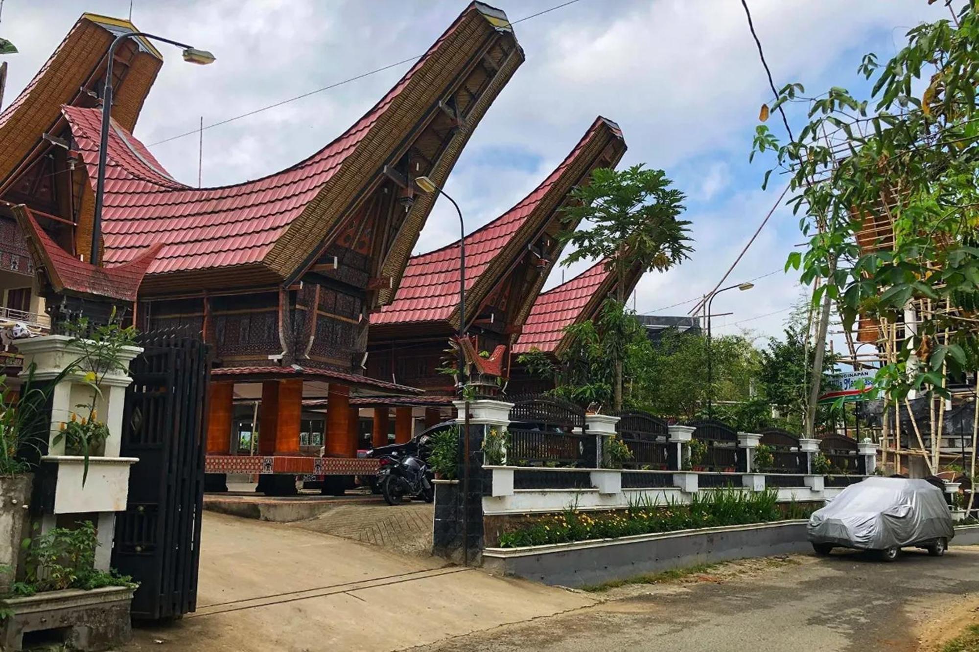 Hotel Manggasa 마칼레 외부 사진